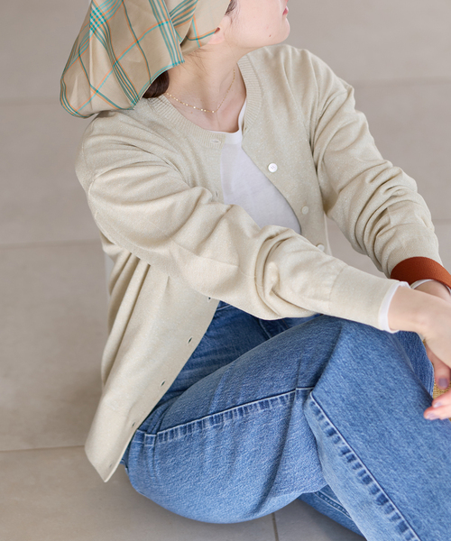 IENA（イエナ）の「《新色あり/追加2》LEVITAロングスリーブカーディガン（カーディガン/ボレロ・レディース・シルバー/アイボリー/ブラウン・FREE）」の8枚目の写真