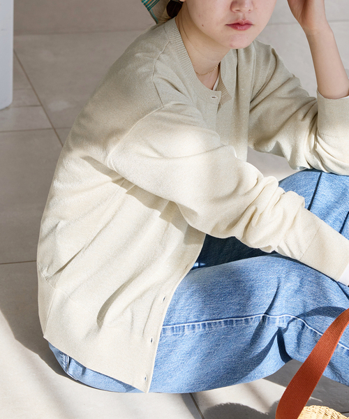 IENA（イエナ）の「《新色あり/追加2》LEVITAロングスリーブカーディガン（カーディガン/ボレロ・レディース・シルバー/アイボリー/ブラウン・FREE）」の9枚目の写真