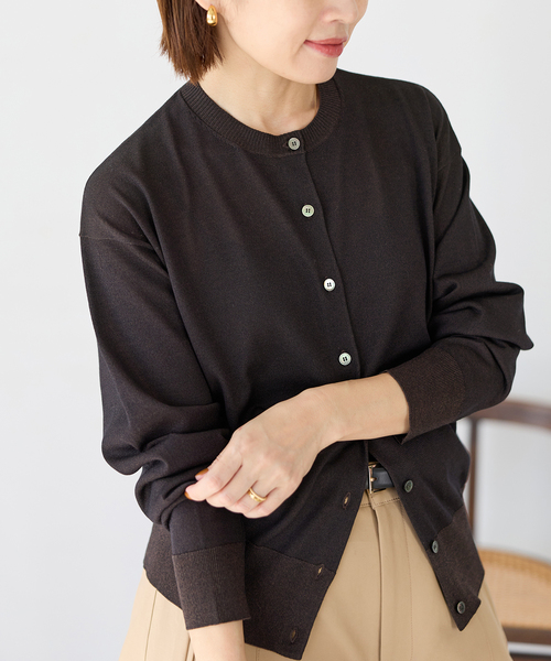 IENA（イエナ）の「《新色あり/追加2》LEVITAロングスリーブカーディガン（カーディガン/ボレロ・レディース・シルバー/アイボリー/ブラウン・FREE）」の17枚目の写真