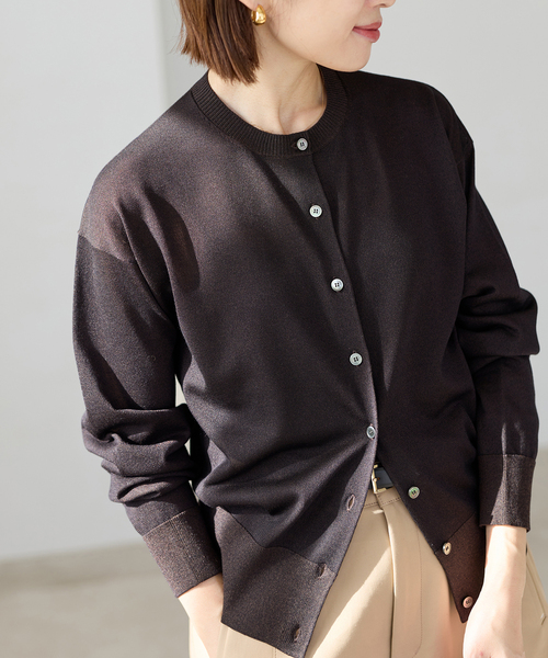 IENA（イエナ）の「《新色あり/追加2》LEVITAロングスリーブカーディガン（カーディガン/ボレロ・レディース・シルバー/アイボリー/ブラウン・FREE）」の18枚目の写真