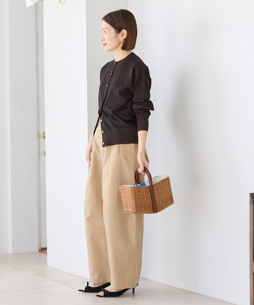 IENA（イエナ）の「《新色あり/追加2》LEVITAロングスリーブカーディガン（カーディガン/ボレロ・レディース・シルバー/アイボリー/ブラウン・FREE）」の21枚目の写真