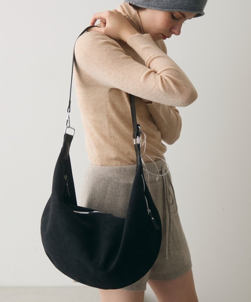 full/fill.(フルフィル)の「belt handle shoulder bag / ベルトハンドルショルダーバッグ(ショルダーバッグ・レディース・ブラック/ベージュ・FREE)」の1枚目の写真