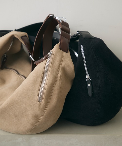 full/fill.(フルフィル)の「belt handle shoulder bag / ベルトハンドルショルダーバッグ(ショルダーバッグ・レディース・ブラック/ベージュ・FREE)」の17枚目の写真