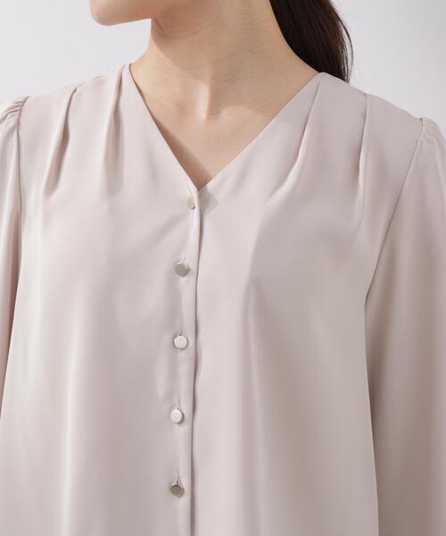 PROPORTION BODY DRESSING(プロポーションボディドレッシング)の「<ウォッシャブル>キラ釦タックブラウス / 1216110206(シャツ/ブラウス・レディース・ベージュ/ネイビー/ホワイト・SMALL/MEDIUM)」の14枚目の写真