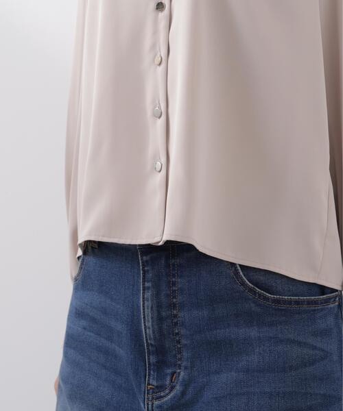 PROPORTION BODY DRESSING(プロポーションボディドレッシング)の「<ウォッシャブル>キラ釦タックブラウス / 1216110206(シャツ/ブラウス・レディース・ベージュ/ネイビー/ホワイト・SMALL/MEDIUM)」の15枚目の写真