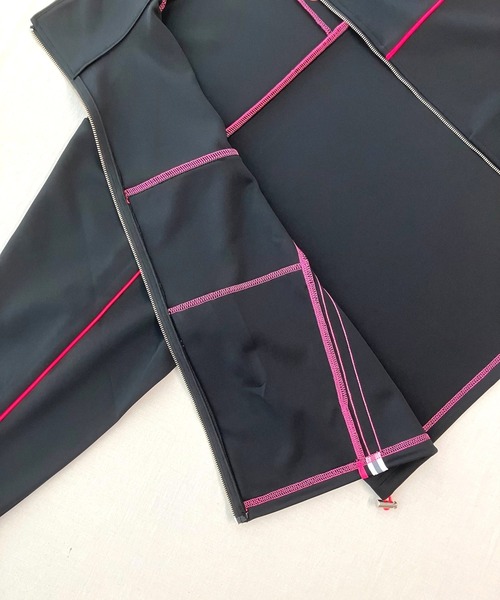 Q（キュー）の「ライントラックジャケット（その他アウター・レディース・ブラック/ライトグレー・MEDIUM）」の13枚目の写真