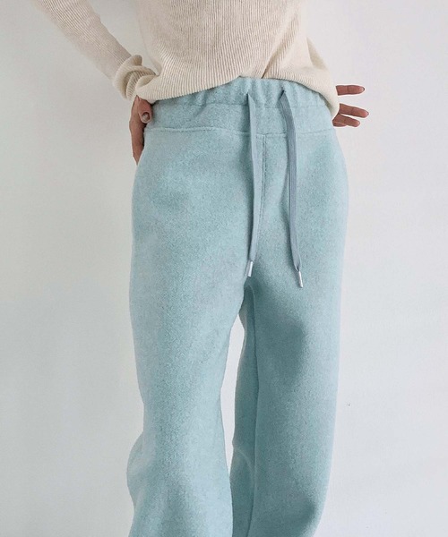LOWO(ロワ)の「バックハートポケット もこもこボアスウェットパンツ レディース リラックス(スウェットパンツ・レディース・レッド/ピンク/ミント/グレー/イエロー・FREE)」の12枚目の写真