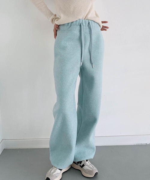 LOWO(ロワ)の「バックハートポケット もこもこボアスウェットパンツ レディース リラックス(スウェットパンツ・レディース・レッド/ピンク/ミント/グレー/イエロー・FREE)」の15枚目の写真
