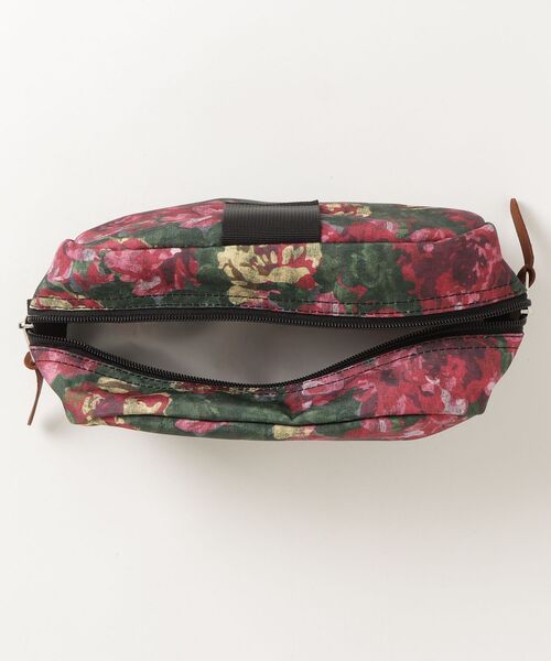 GREGORY(グレゴリー)の「クラシックベルトポーチL CLASSIC BELT POUCH L V2 ボタニカルタペストリー(ポーチ・メンズ・レッド系その他・ONE SIZE)」の4枚目の写真