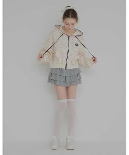 JUMELLE(ジュメロ)の「花柄ステッチフーディー(パーカー・レディース・クリーム・FREE)」の3枚目の写真