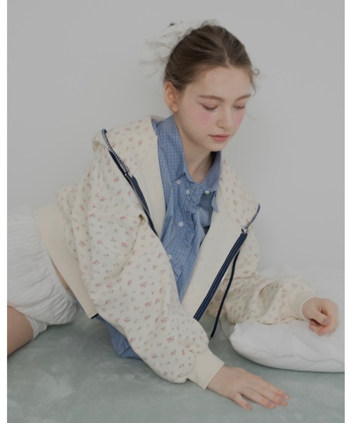 JUMELLE(ジュメロ)の「花柄ステッチフーディー(パーカー・レディース・クリーム・FREE)」の18枚目の写真