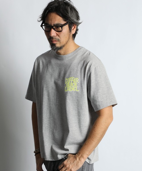 The DUFFER of ST.GEORGE(ザダファーオブセントジョージ)の「〔BLACK LABEL〕NEON LOGO PRINT TEE:CVC天竺 速乾 ネオンロゴ プリントTEE(Tシャツ/カットソー・メンズ・ブルー/ブラック/ライトグレー/ホワイト・SMALL/MEDIUM/LARGE/X-LARGE)」の12枚目の写真