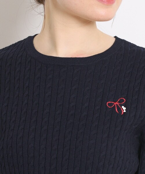 couture brooch(クチュールブローチ)の「【洗える】リボンエンブロ細ケーブルニット(ニット/セーター・レディース・ネイビー/イエロー/グレー・36/38/42)」の21枚目の写真