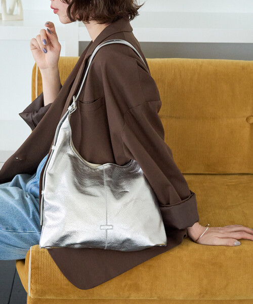 FREAK'S STORE(フリークスストア)の「限定展開 BEAURE LUNEA/ビュレルネア <本革>レザー ベルト ハンドバッグ(トートバッグ・レディース・ブラック/シルバー/ベージュ・ONE SIZE)」の10枚目の写真