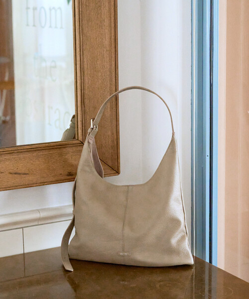 FREAK'S STORE(フリークスストア)の「限定展開 BEAURE LUNEA/ビュレルネア <本革>レザー ベルト ハンドバッグ(トートバッグ・レディース・ブラック/シルバー/ベージュ・ONE SIZE)」の14枚目の写真