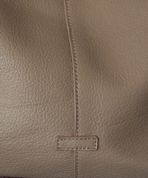 FREAK'S STORE(フリークスストア)の「限定展開 BEAURE LUNEA/ビュレルネア <本革>レザー ベルト ハンドバッグ(トートバッグ・レディース・ブラック/シルバー/ベージュ・ONE SIZE)」の16枚目の写真
