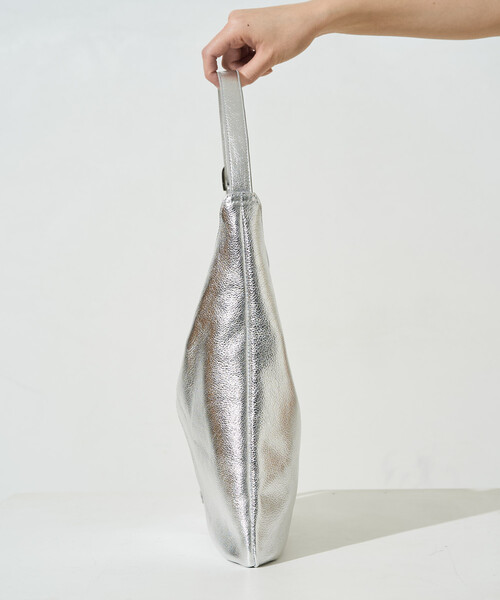 FREAK'S STORE(フリークスストア)の「限定展開 BEAURE LUNEA/ビュレルネア <本革>レザー ベルト ハンドバッグ(トートバッグ・レディース・ブラック/シルバー/ベージュ・ONE SIZE)」の19枚目の写真