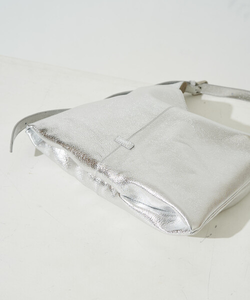 FREAK'S STORE(フリークスストア)の「限定展開 BEAURE LUNEA/ビュレルネア <本革>レザー ベルト ハンドバッグ(トートバッグ・レディース・ブラック/シルバー/ベージュ・ONE SIZE)」の21枚目の写真