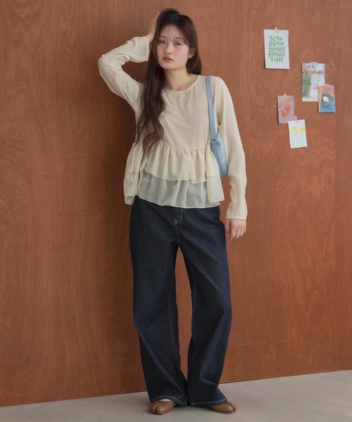 HEILIS(ヘイリス)の「ペプラムシアードットプルオーバー / シアートップス ドット 水玉 ブラウス カットソー トップス ペプラム フリル 韓国 春服 秋服 夏服 オフィスカジュアル 通勤 きれいめ ガーリー フレンチシック(シャツ/ブラウス・レディース・ブラック/アイボリー・FREE)」の12枚目の写真