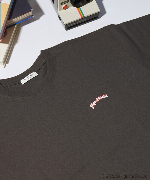 FREAK'S STORE(フリークスストア)の「限定展開 モンチッチ 刺繍×プリント 散らばし Tシャツ(Tシャツ/カットソー・レディース・ブラック/オフホワイト/イエロー・フリ-)」の5枚目の写真