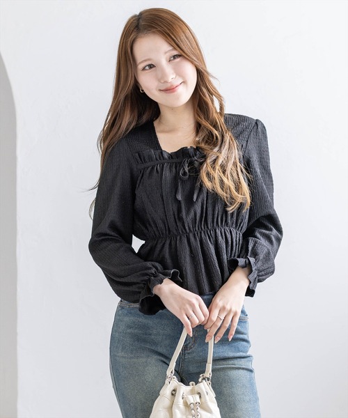 clear（クリア）の「楊柳フロントリボンブラウス[大人 フェミニン ガーリー]≪新作≫（シャツ/ブラウス・レディース・オフホワイト/ブラック/サックスブルー・F）」の3枚目の写真