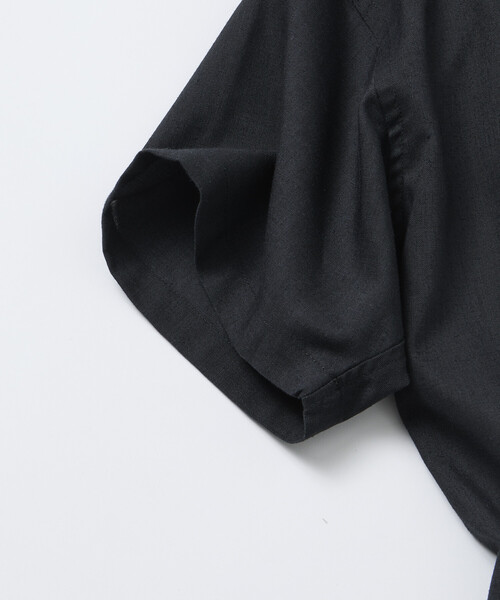 FREAK'S STORE（フリークスストア）の「限定展開 Relax Fit リラックスフィット リネンミックス ポロカラー シャツ（ポロシャツ・メンズ・ベージュ/チャコールグレー/ブラック・SMALL/MEDIUM/LARGE）」の9枚目の写真