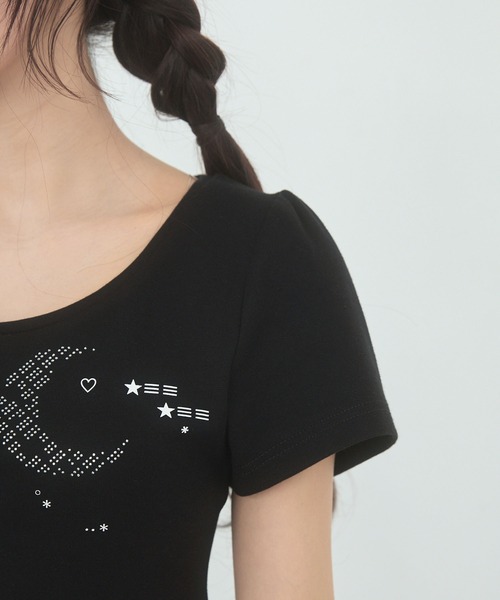 rumnel:(ルムネル)の「ラインストーンアート半袖チビTシャツ / rhinestone art cropped T-shirt(Tシャツ/カットソー・レディース・ブラック/ホワイト・FREE)」の3枚目の写真