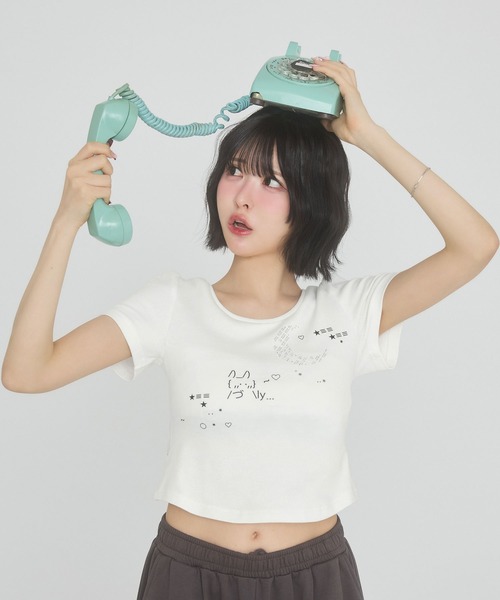rumnel:(ルムネル)の「ラインストーンアート半袖チビTシャツ / rhinestone art cropped T-shirt(Tシャツ/カットソー・レディース・ブラック/ホワイト・FREE)」の12枚目の写真