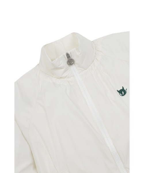 WAAC(ワック)の「WOMENS ハイストレッチ半袖ジップアップベスト(ベスト・レディース・アイボリー/ブラック・X-SMALL/MEDIUM/SMALL)」の4枚目の写真