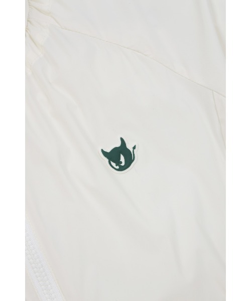 WAAC(ワック)の「WOMENS ハイストレッチ半袖ジップアップベスト(ベスト・レディース・アイボリー/ブラック・X-SMALL/MEDIUM/SMALL)」の5枚目の写真