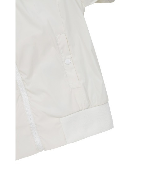 WAAC(ワック)の「WOMENS ハイストレッチ半袖ジップアップベスト(ベスト・レディース・アイボリー/ブラック・X-SMALL/MEDIUM/SMALL)」の7枚目の写真
