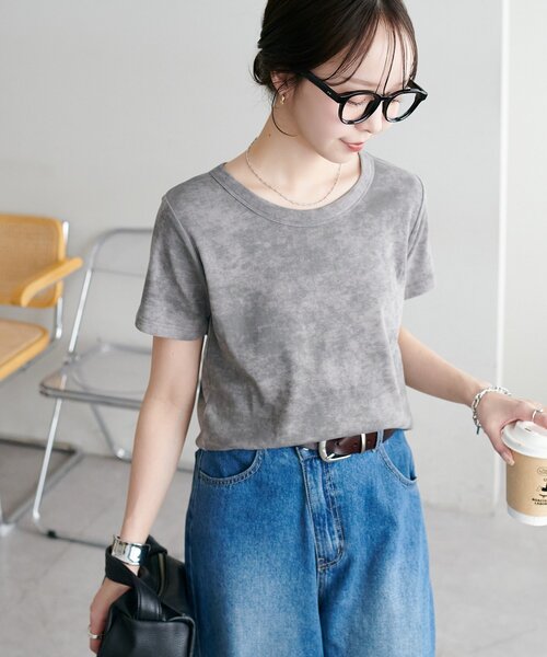 DISCOAT(ディスコート)の「【WEB限定】ピグメントコンパクトUネックTシャツ(Tシャツ/カットソー・レディース・チャコールグレー/モカ/ライトベージュ・MEDIUM)」の18枚目の写真