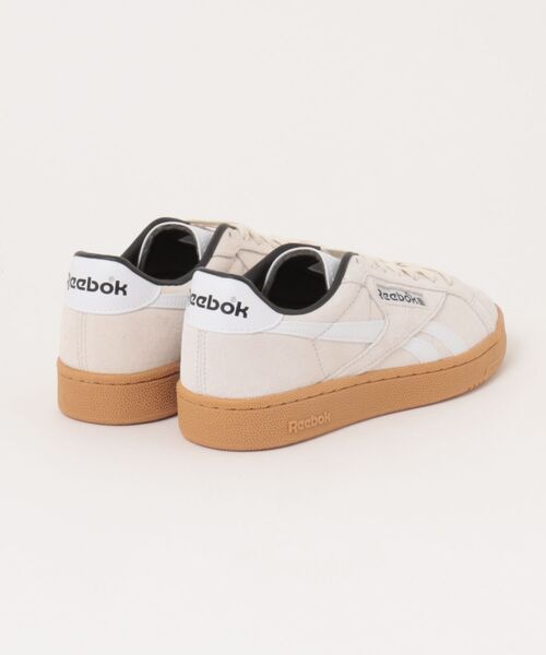 ASBee(アスビー)の「Reebok リーボック CLUB C GROUNDS UK レディーススニーカー(クラブシーグラウンズUK) 146285 100255995 ベージュ/チョーク/ガム(スニーカー・レディース・アイボリー・25.0cm/24.5cm/24.0cm/23.5cm/23.0cm)」の2枚目の写真