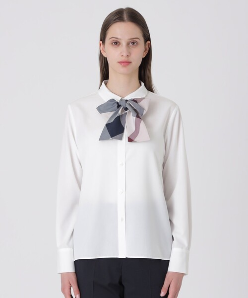 BLUE LABEL CRESTBRIDGE（ブルーレーベルクレストブリッジ）の「コットンライクナチュラルローンリボンブラウス（シャツ/ブラウス・レディース・オフホワイト・38/36）」の3枚目の写真