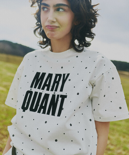 マリークワント PUBLUX/ フロッキー ロゴ Tシャツ今期限定品 MARY QUANT × PUBLUX/マリークワント 総柄 プリント フロッキー ロゴ T