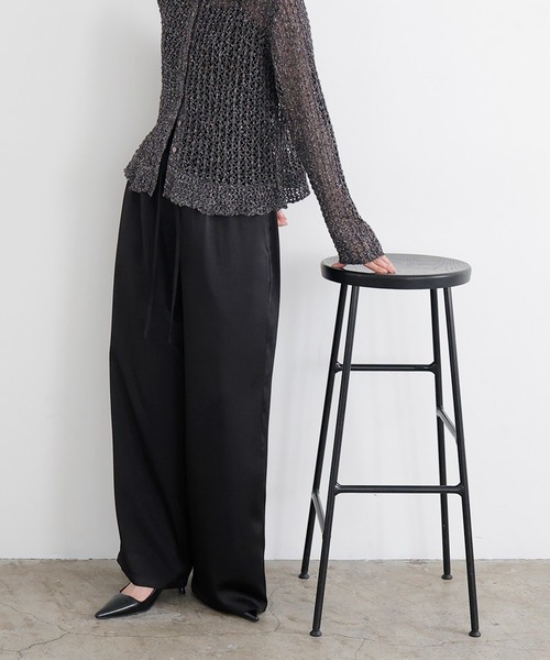 LIAN（リアン）の「サテンイージーパンツ（その他パンツ・レディース・アイボリー/ベージュ/ブラック・FREE）」の21枚目の写真