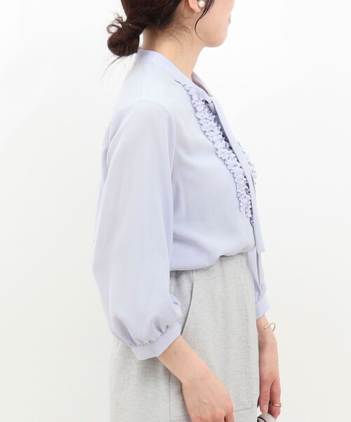 MICO COULIER（ミコクリエ）の「ジョーゼットフリルボウタイブラウス（シャツ/ブラウス・レディース・サックスブルー/ネイビー/キナリ・38）」の14枚目の写真