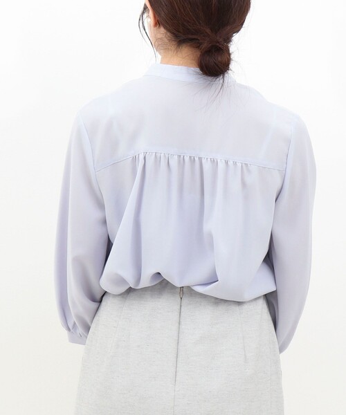 MICO COULIER（ミコクリエ）の「ジョーゼットフリルボウタイブラウス（シャツ/ブラウス・レディース・サックスブルー/ネイビー/キナリ・38）」の16枚目の写真