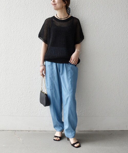 SHIPS any（シップス エニィ）の「SHIPS any:〈洗濯機可能〉シャンブレー デニム ポケット テーパード パンツ（その他パンツ・レディース・ライトブルー/ブルー・38/36）」の3枚目の写真