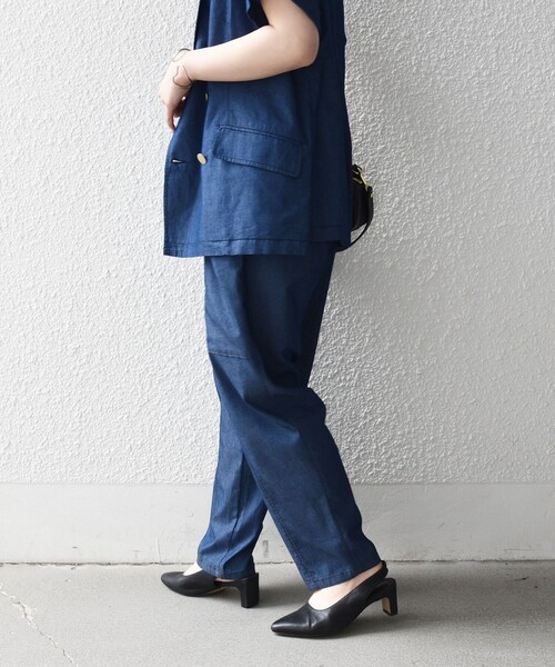 SHIPS any（シップス エニィ）の「SHIPS any:〈洗濯機可能〉シャンブレー デニム ポケット テーパード パンツ（その他パンツ・レディース・ライトブルー/ブルー・38/36）」の13枚目の写真