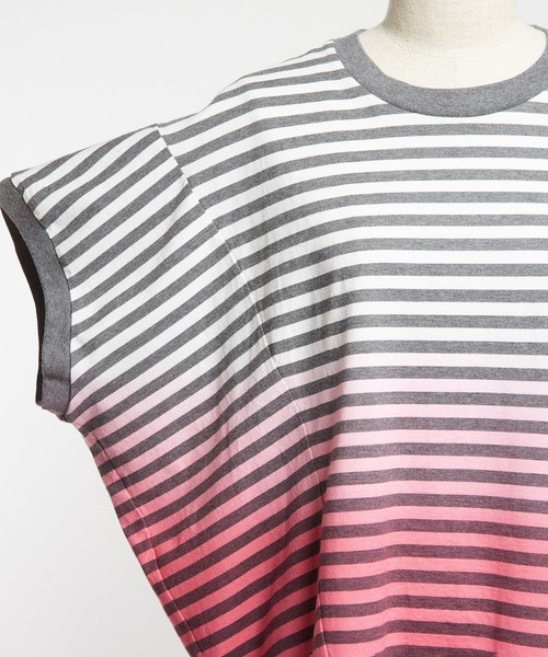 gomme(ゴム)の「グラデーションバルーンT(Tシャツ/カットソー・レディース・ブルー/チャコールグレー/ブラック・MEDIUM)」の9枚目の写真