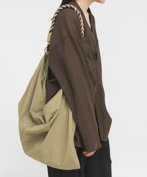 KBF（ケイビーエフ）の「ロープナイロンBAG（ショルダーバッグ・レディース・チャコールグレー/カーキ・ONE）」の20枚目の写真