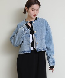 Re Fiina（フィーナ）の「ノーカラーデニムジャケット（デニムジャケット）」