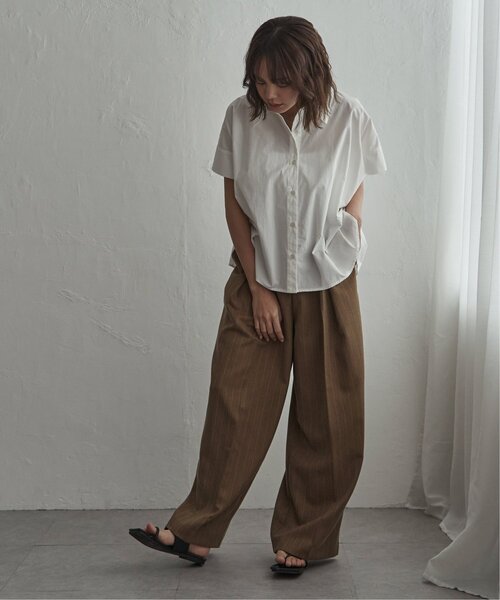 notch.(ノッチ)の「タックスリーブシャツ(シャツ/ブラウス・レディース・オフホワイト/ネイビー・M)」の21枚目の写真