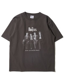 The Beatles（ザビートルズ）の「【THE BEATLES/ザ ビートルズ】レコードプリントクルーネックTシャツ/バックプリント（Tシャツ/カットソー）」