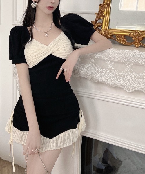 lulufa（ルルファ）の「フロントクロスデザイン配色ミニワンピース（ワンピース・レディース・ブラック・LARGE/MEDIUM）」の6枚目の写真