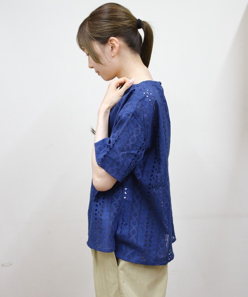 Vincent et Mireille（バンソンエミレイユ）の「VINCENT ET MIREILLE/ヴァンソン エ ミレイユ　ボートネックブラウス　BOAT NECK BLOUSE（シャツ/ブラウス・レディース・ホワイト/ブラック/ブルー・FREE）」の16枚目の写真