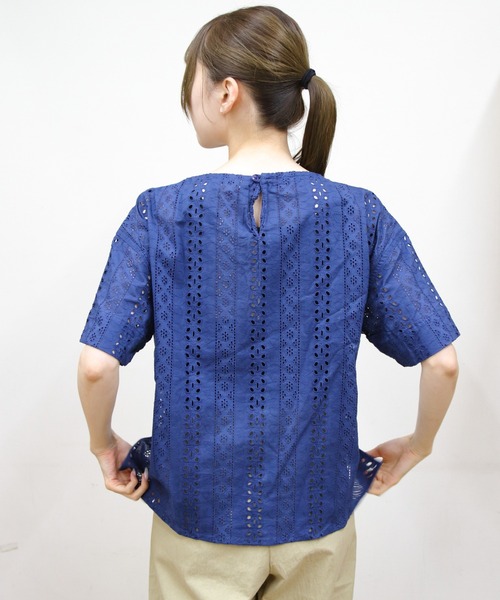 Vincent et Mireille（バンソンエミレイユ）の「VINCENT ET MIREILLE/ヴァンソン エ ミレイユ　ボートネックブラウス　BOAT NECK BLOUSE（シャツ/ブラウス・レディース・ホワイト/ブラック/ブルー・FREE）」の5枚目の写真