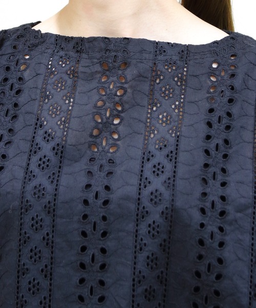 Vincent et Mireille（バンソンエミレイユ）の「VINCENT ET MIREILLE/ヴァンソン エ ミレイユ　ボートネックブラウス　BOAT NECK BLOUSE（シャツ/ブラウス・レディース・ホワイト/ブラック/ブルー・FREE）」の14枚目の写真