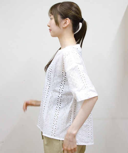 Vincent et Mireille（バンソンエミレイユ）の「VINCENT ET MIREILLE/ヴァンソン エ ミレイユ　ボートネックブラウス　BOAT NECK BLOUSE（シャツ/ブラウス・レディース・ホワイト/ブラック/ブルー・FREE）」の12枚目の写真
